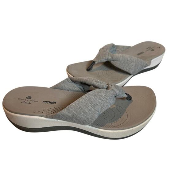 Clarks Size 6 Gray Arla Kaylie Comfort Flip Flop Sandals Beach Walking Vacation - Picture 2 of 12